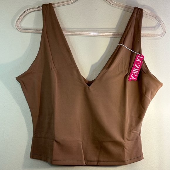 PUMIEY Women's Deep V Neck Sleeveless Tank Top Sexy Double Lined Going Out Tops - Picture 2 of 4